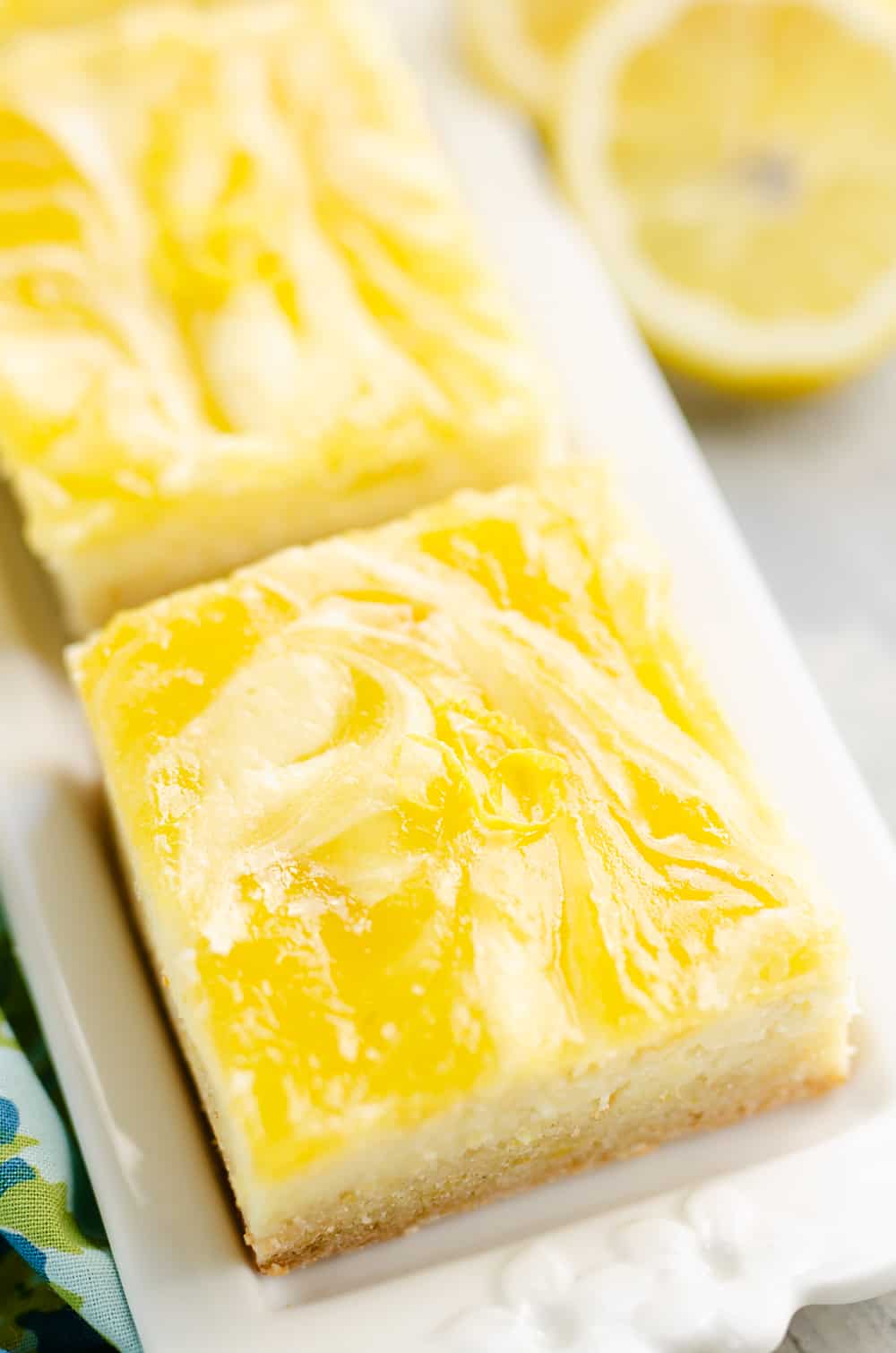 Lemon Cheesecake Bars