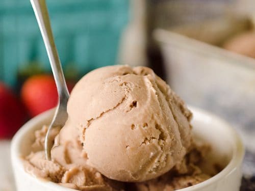 Healthy Peanut Butter Chocolate Ice Cream