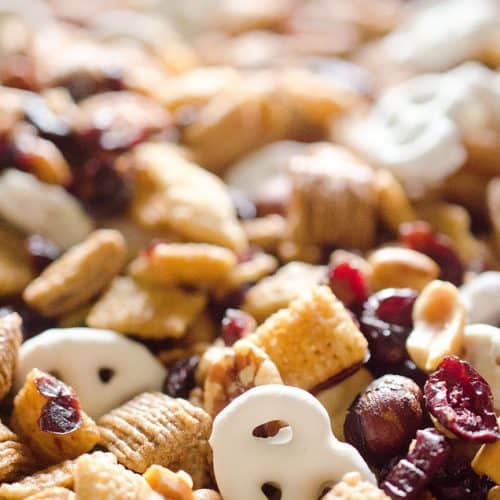 Sweet &amp; Salty Cranberry Snack Mix