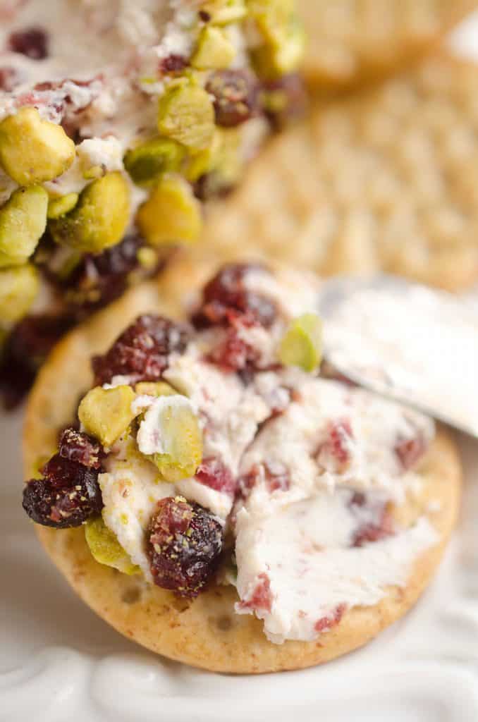 Cranberry Pistachio Cheese Ball | Easy Holiday Appetizer