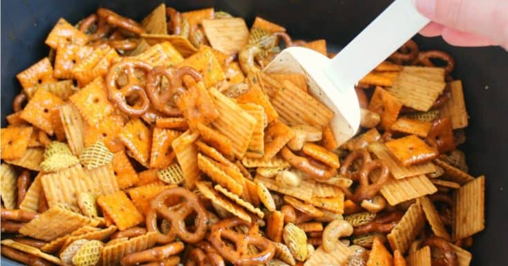 Snack Mix Ideas :: #snackmix #snackmixideas #homemadegift