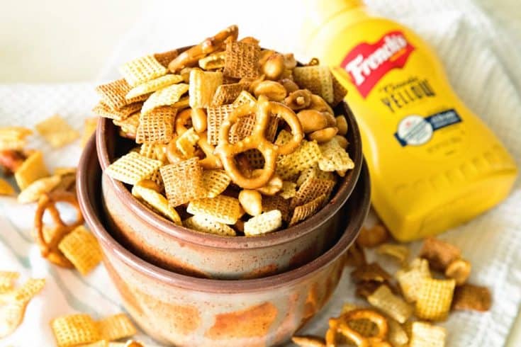 Snack Mix Ideas :: #snackmix #snackmixideas #homemadegift