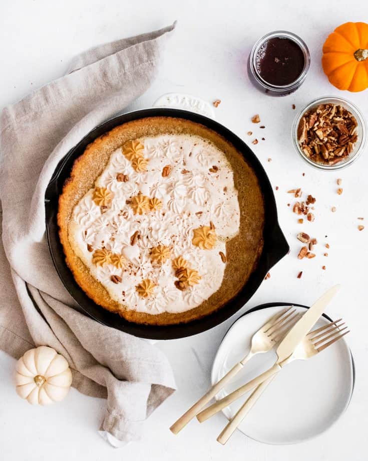 https://www.thecreativebite.com/wp-content/uploads/2020/09/Pumpkin-Spice-Dutch-Baby-photograph-735x919.jpg