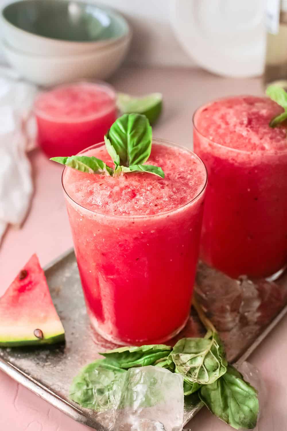 https://www.thecreativebite.com/wp-content/uploads/2021/03/frozen-watermelon-wine-slushie-photograph.jpg