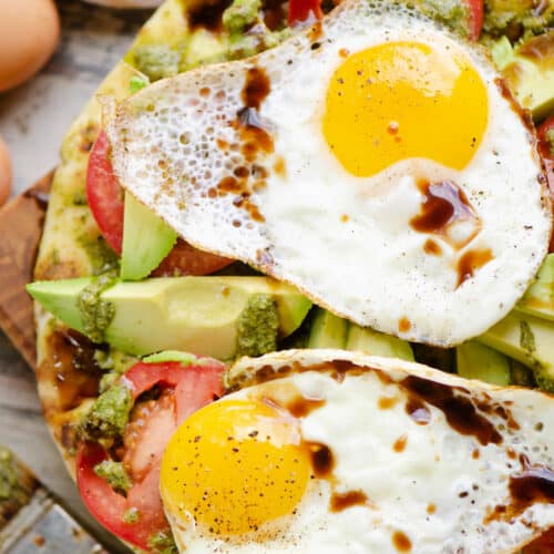 Breakfast Caprese Flatbread