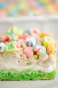 Lucky Charms Cake Bars