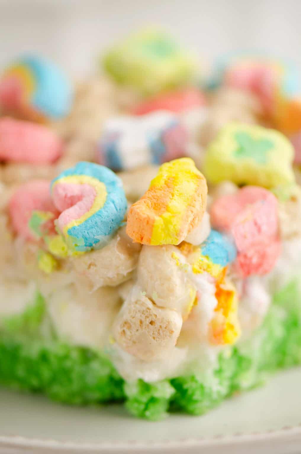 Lucky Charms Cake Bars