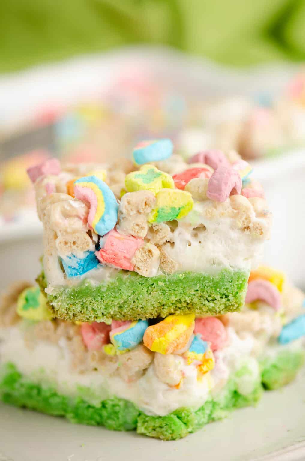 Lucky Charms Cake Bars