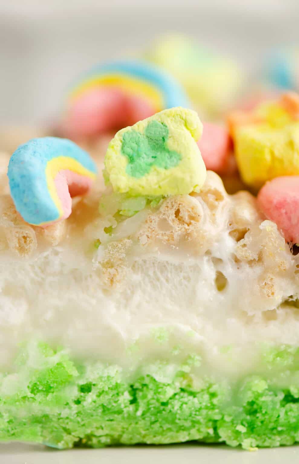 Lucky Charms Cake Bars